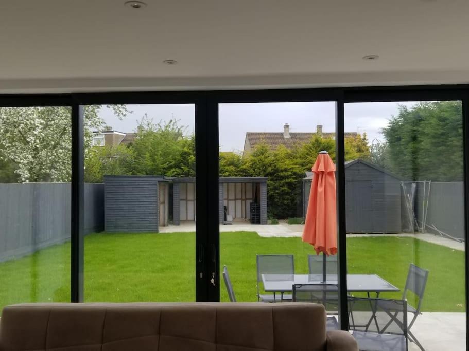 Evergreen Lodge - Two Bed Lux Flat - Parking, Garden, Patio, Wifi, Netflix - Close To Blenheim Palace & Oxford - F3 Kidlington Exterior foto